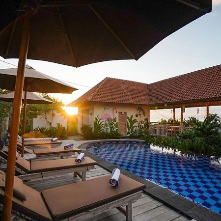 Unicorn Bungalow Batununggul Esterno foto